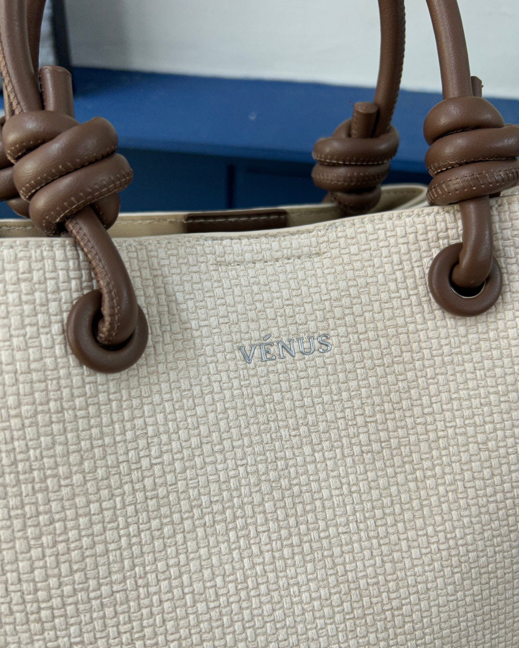 Halle Top Handle - Beige