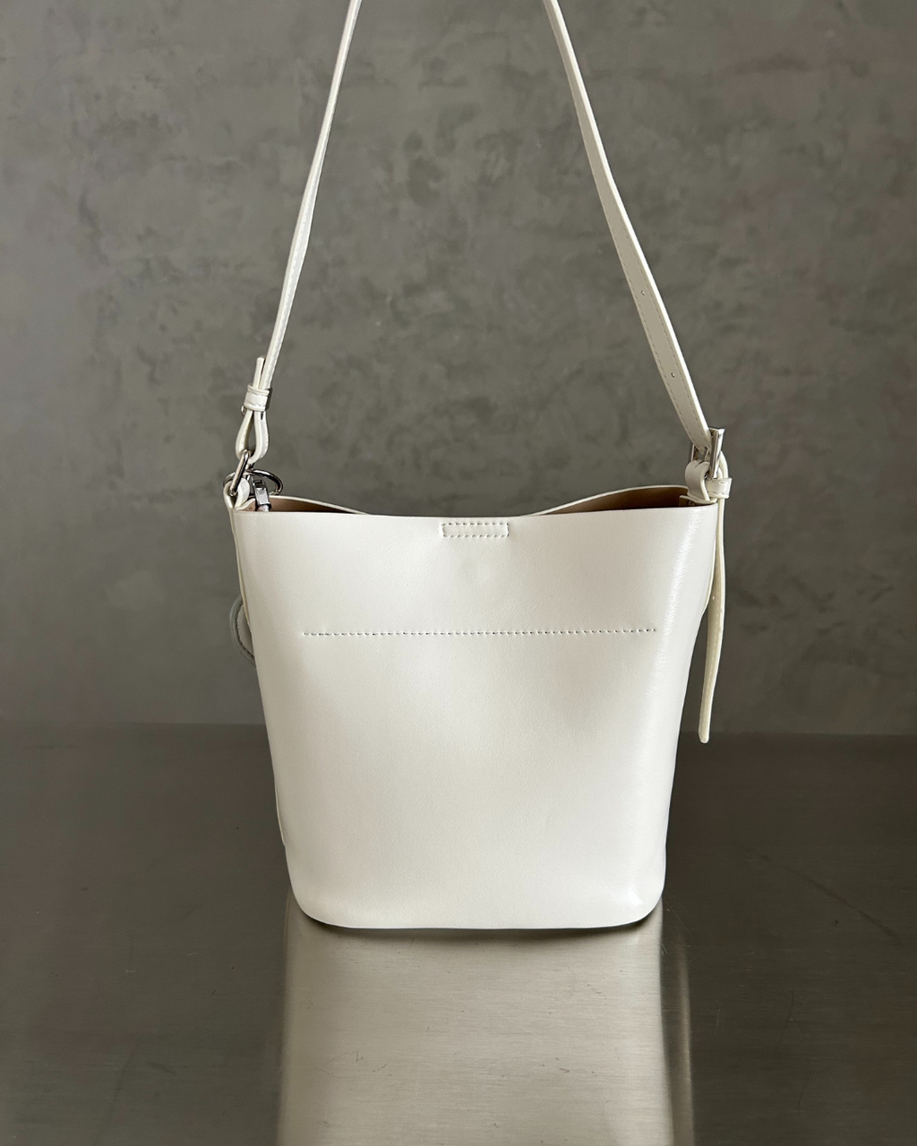 Lainey Bucket Bag - White