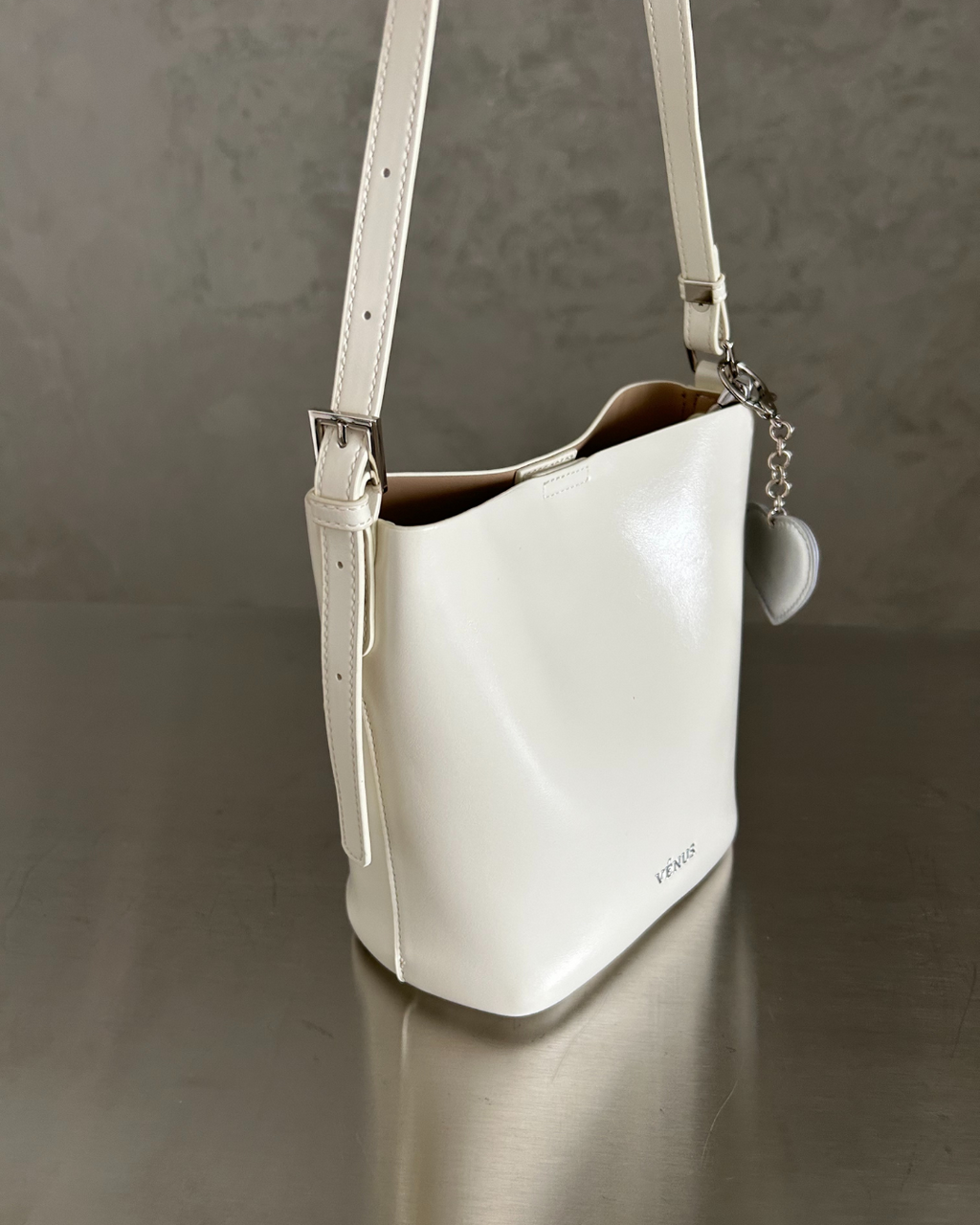 Lainey Bucket Bag - White
