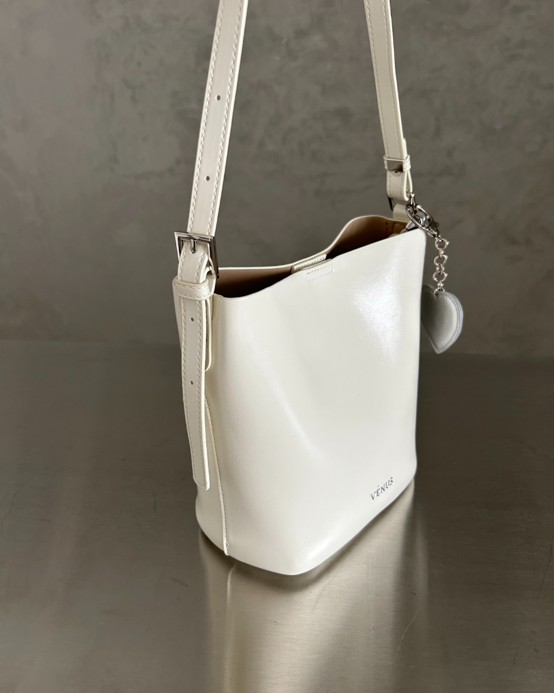 Lainey Bucket Bag - Black