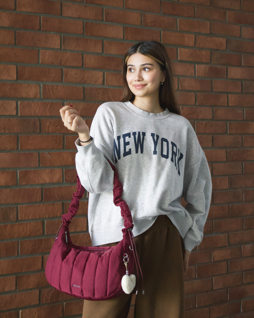 V'Puff Hobo Bag - Black