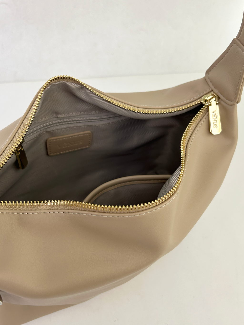 Hadley Hobo Bag - Blush Pink